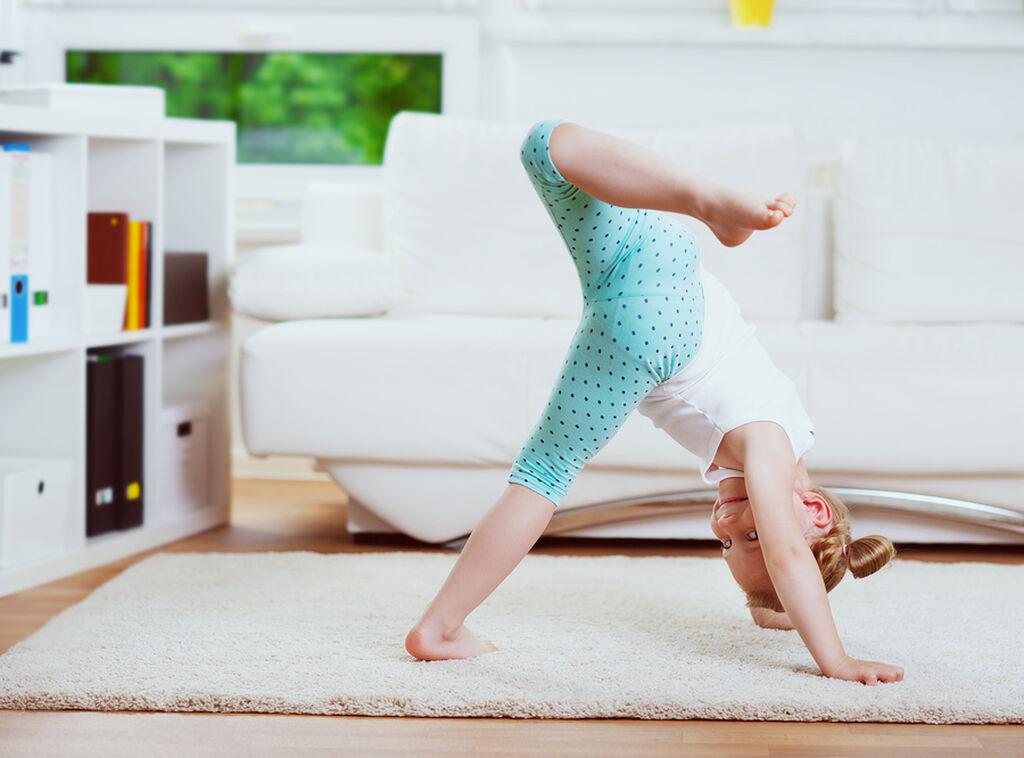 11 atividades físicas para crianças de 2 a 4 anos fazerem em casa
