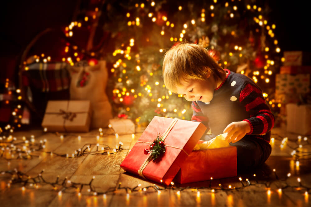 Как выбрать подарок на Новый год детям от 4 до 7 лет