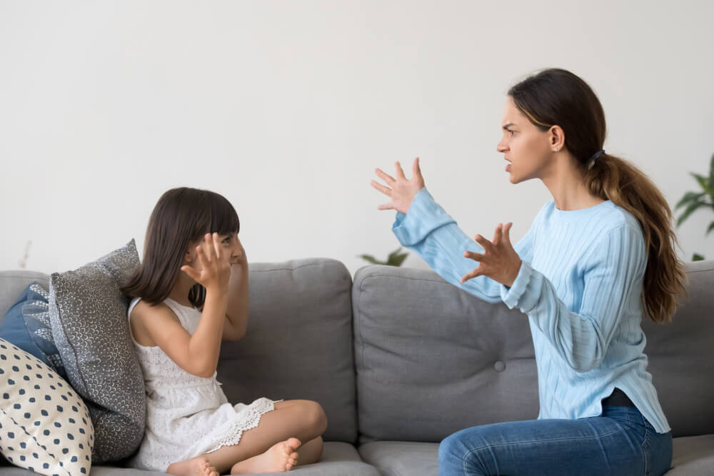 How To Stop Yelling At Your Kids Why Are Parents Yelling At A Child 