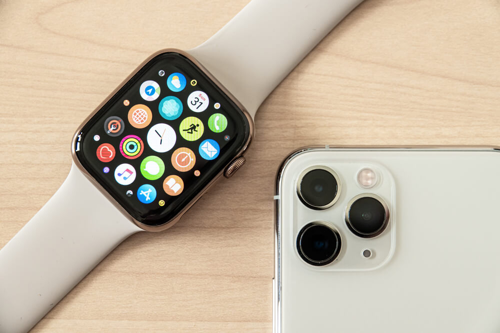 Iphone watch outlet 2019