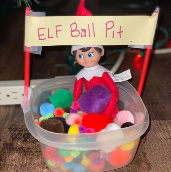 what is the point of elf on a shelf 