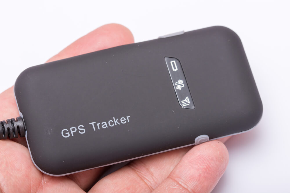 smallest gps tracker