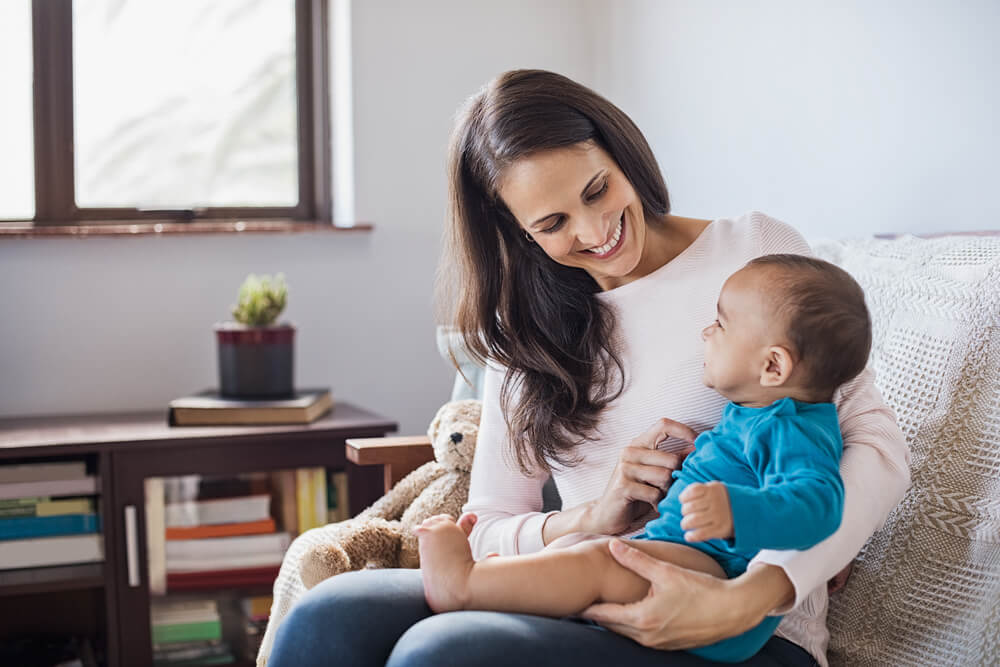 when should babies start talking