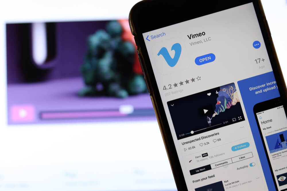 is vimeo safe to use
