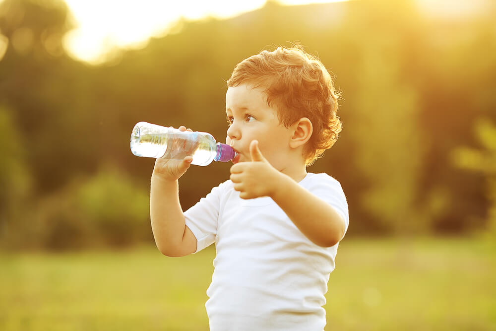 сколько воды нужно выпивать ребенку